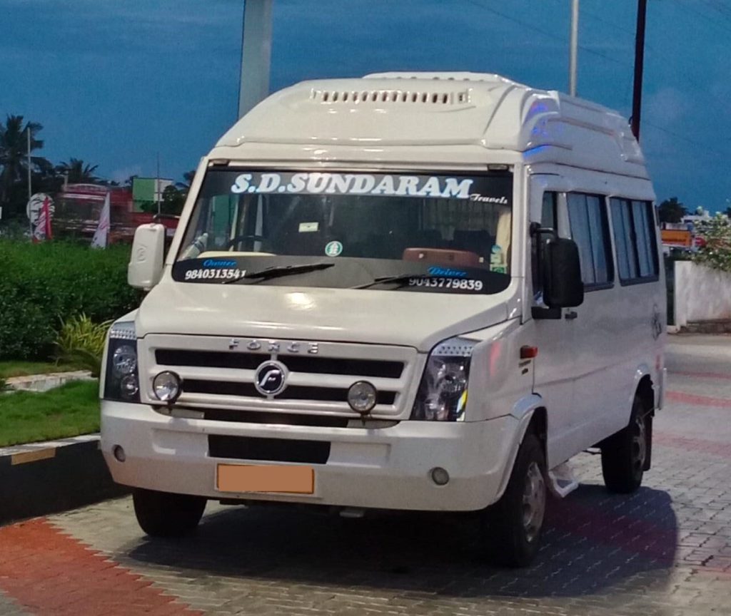 18 seater tempo traveller front side